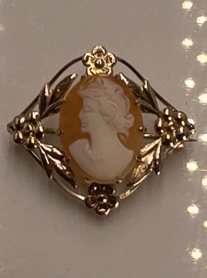 Antique/Vintage Gold Plated Cameo Brooch- Timeless Elegance and Historical Charm