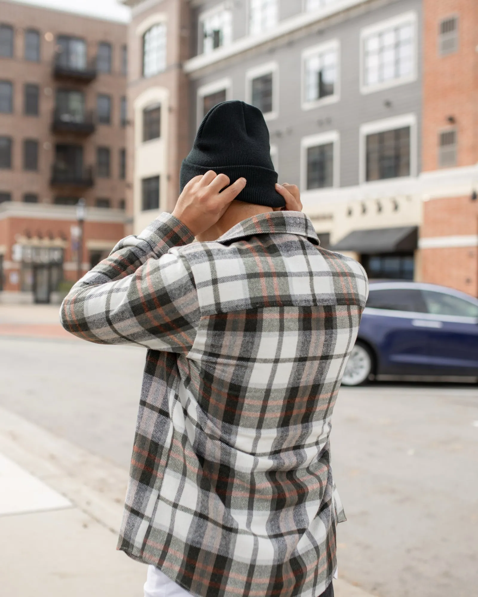 HAAKWEAR Traditional Silent Cuffed Beanie, Charcoal Black