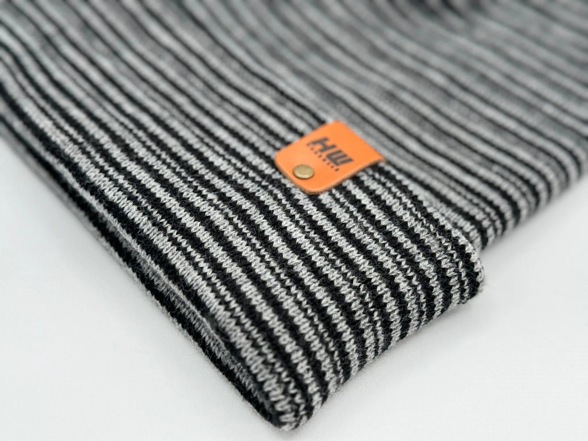 HW6088 HAAKWEAR Traditional Contrast Cuffed Beanie - Gray/Black, Made in USA