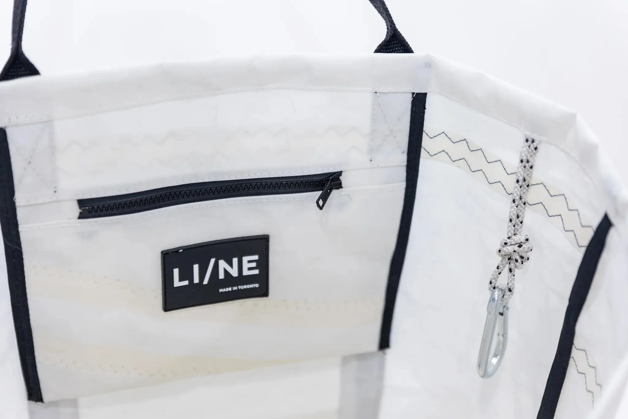 LI/NE Cottage Beach Bag