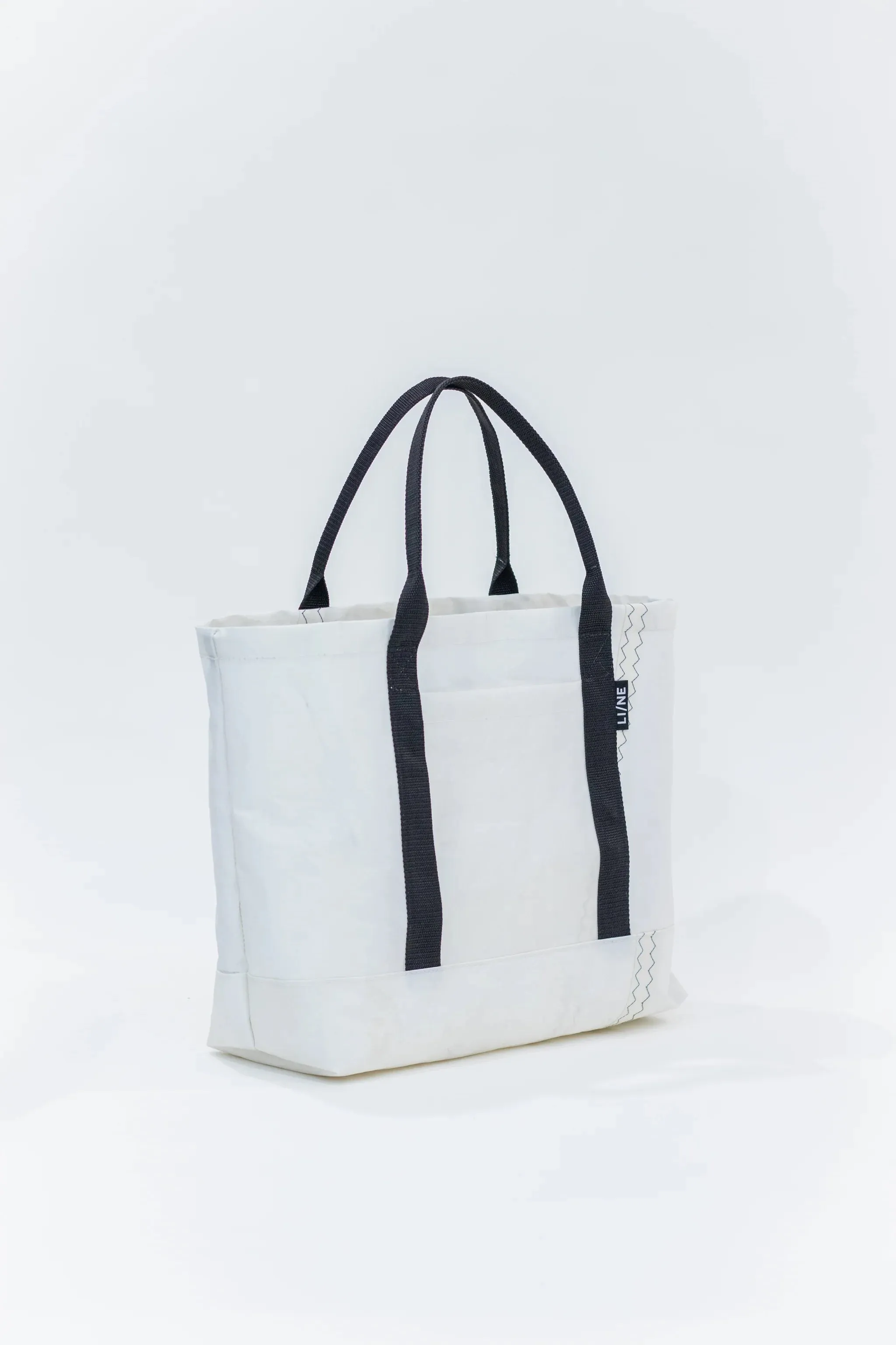 LI/NE Cottage Beach Bag